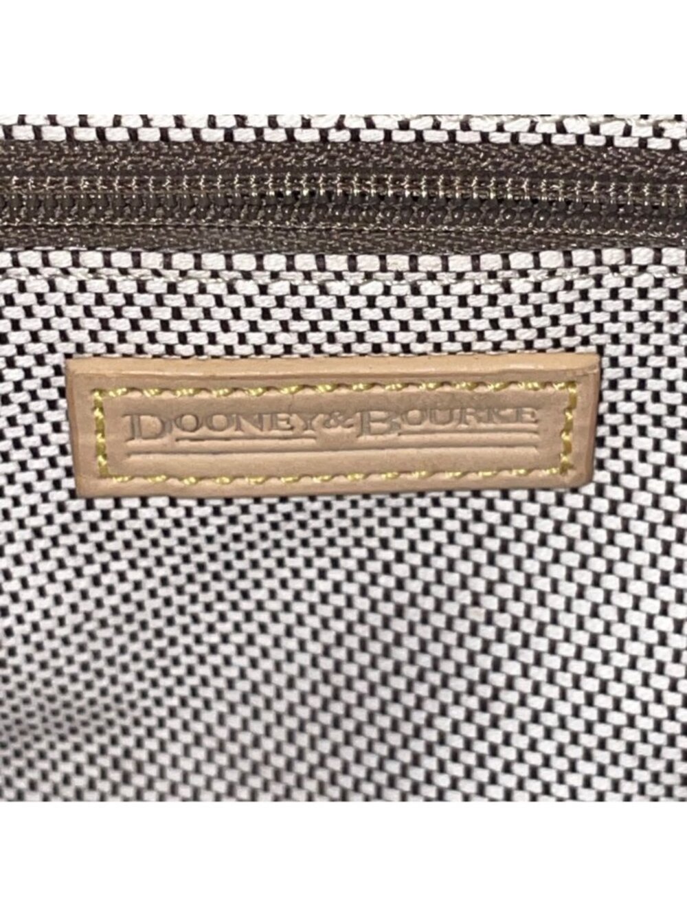 Dooney & Bourke Women’s Beige & Gray Monogram Leather Logo Pocket Tote Bag image 5
